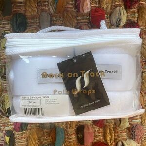 NWT Back On Track therapeutic polo wraps - white
